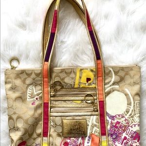 New "Daisy" Coach Designer Tote Bag. 16" w x 14" h